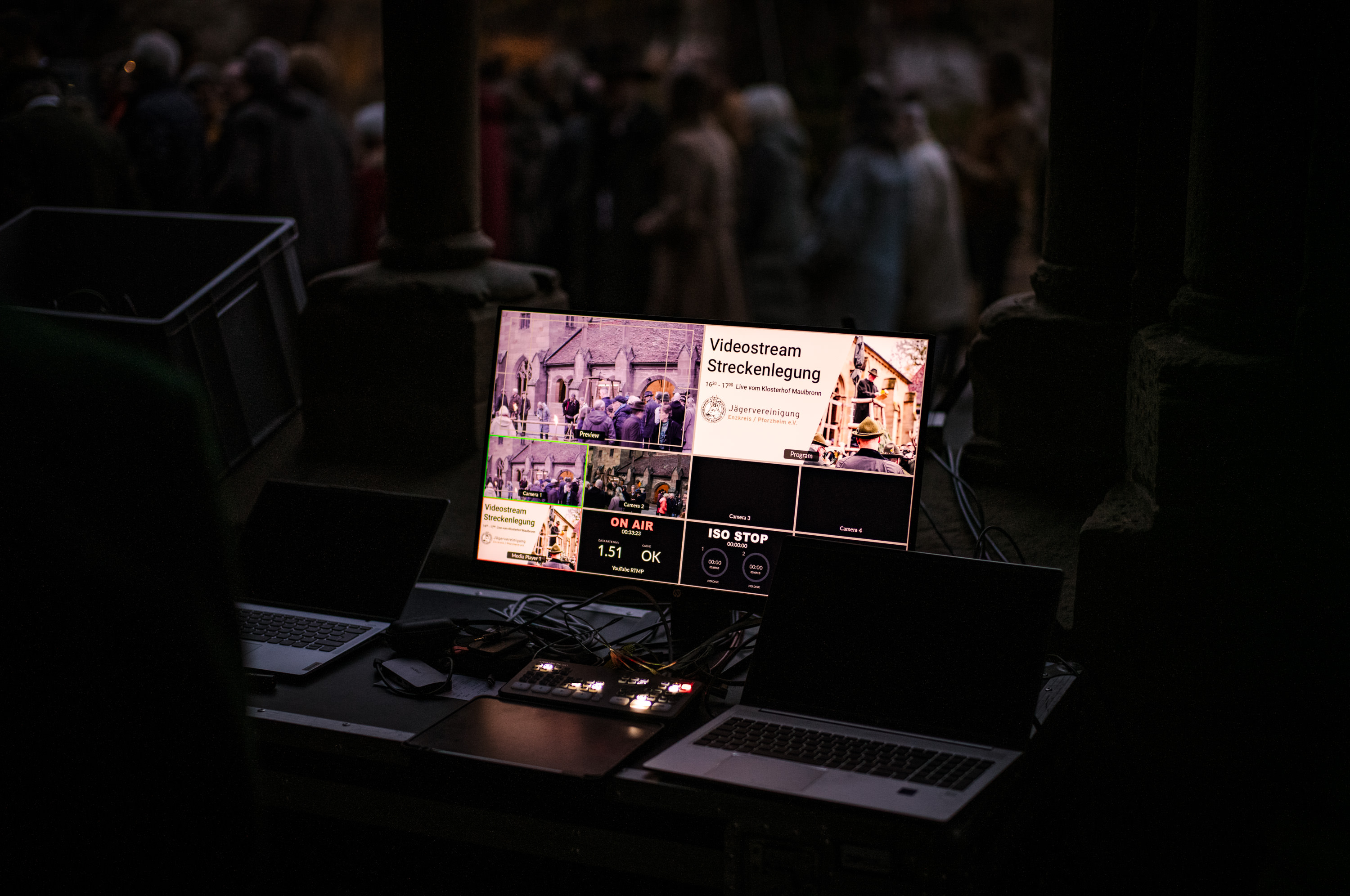 Hintergrundbild mit Veranstaltungstechnik